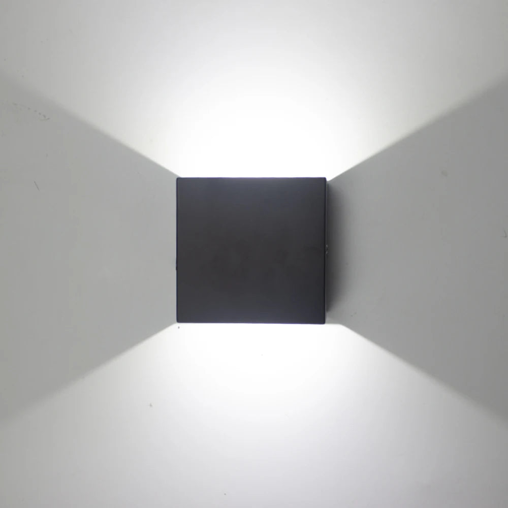 Arandela Externa de Parede Vitale Iluminação Sofisticada
